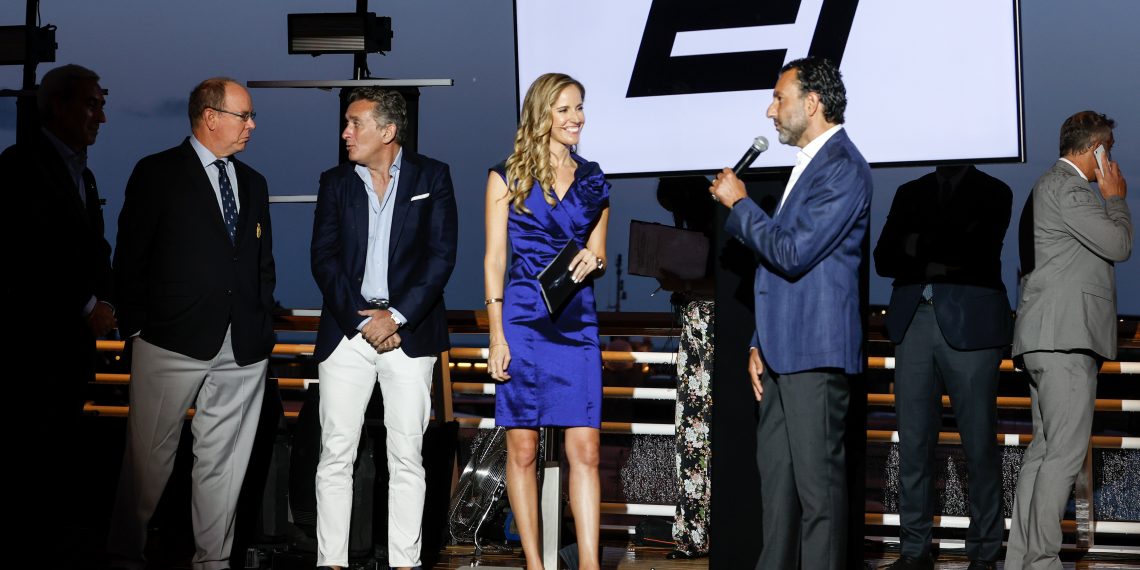 Popular TV Host Louise Houghton Is an Advocate for Fine Foods, Racial Equality, and Combatting Climate Change