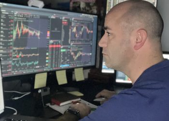 From Serving Marine Corps to Becoming a Lead Trader in Stock Market: The Inspirational Journey of Manuel Santiago