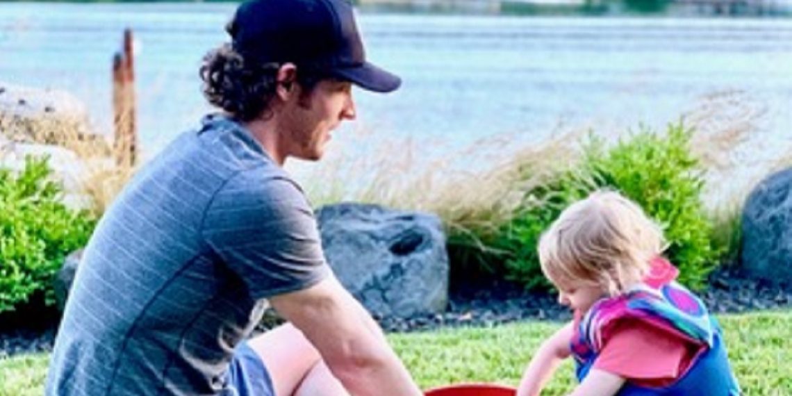 Dr. Cameron Chesnut’s Innovative Approach to Cosmetic Surgery Sets Him Apart from Other Plastic Surgeons