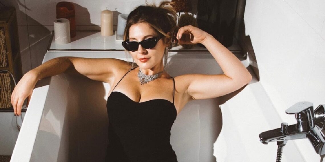 A Walk against the Gravity – This Is Rachel Doyon’s Collabarét: A Journey Uphill, Defying the Odds